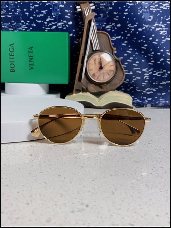Bottega Veneta Gold Round Retro Sunglasses main image 9